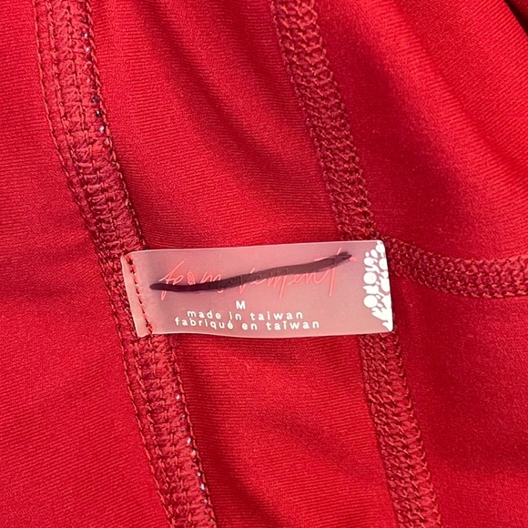 NWOT Free People Movement Hardio Cardio Leggings in Red Grape Size Medium - Picture 10 of 11